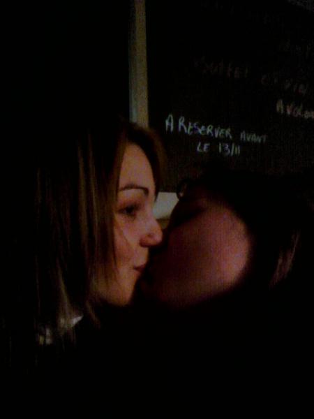 2 copines ki se lache!